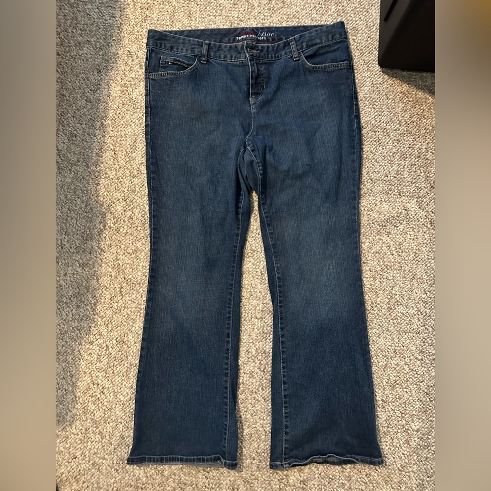 Boot Cut 16A Jeans